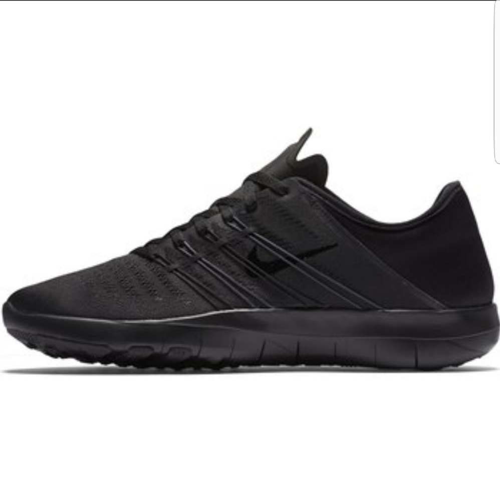 Nike Free TR 6 Black Sneakers Size 9